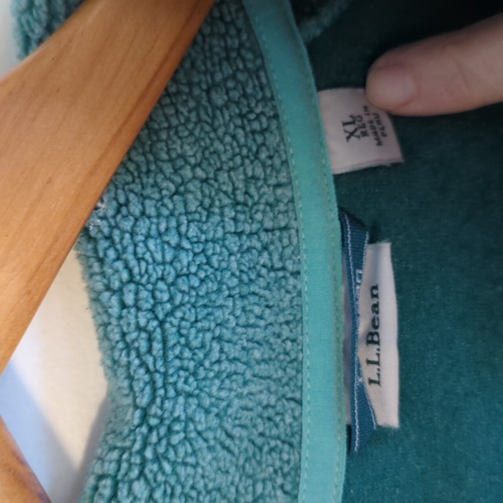 L.L. Bean fleece shirt - Picture 4 of 8